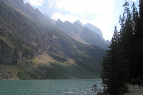 20060807 - 55 Lake Louise